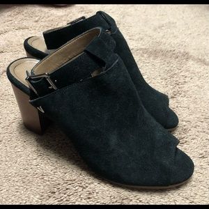 Vionic Women’s Kaia Suede Heels